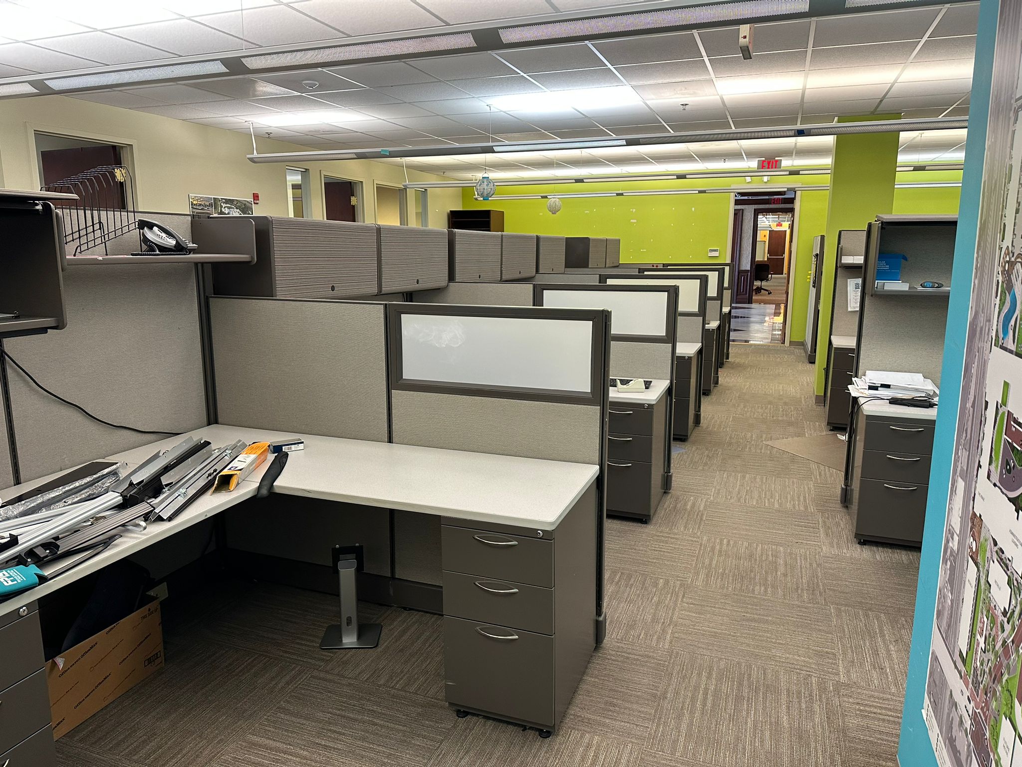 Cubicles – commercial office furniture